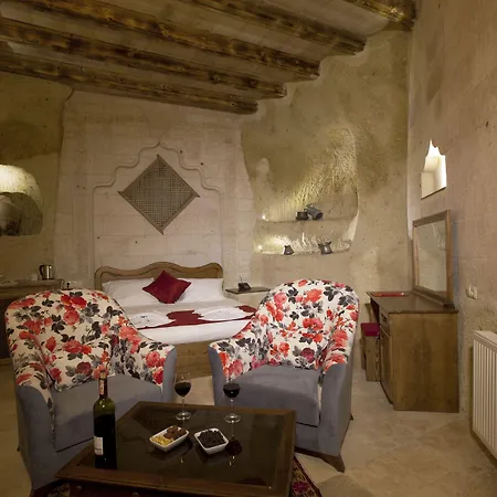 Отель Magic Cave House