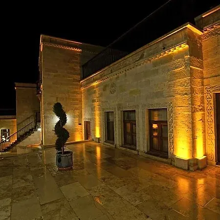 Magic Cave House أوروغوبْ